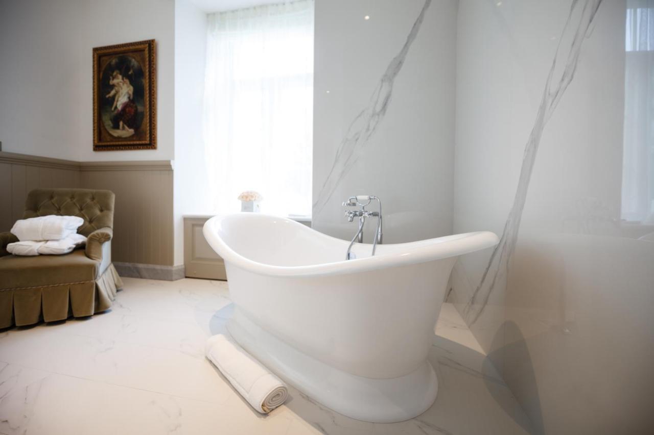 Villa Friedheim 합살루 외부 사진