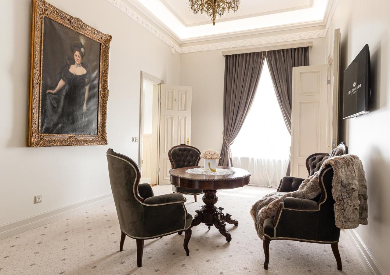 Villa Friedheim 합살루 외부 사진